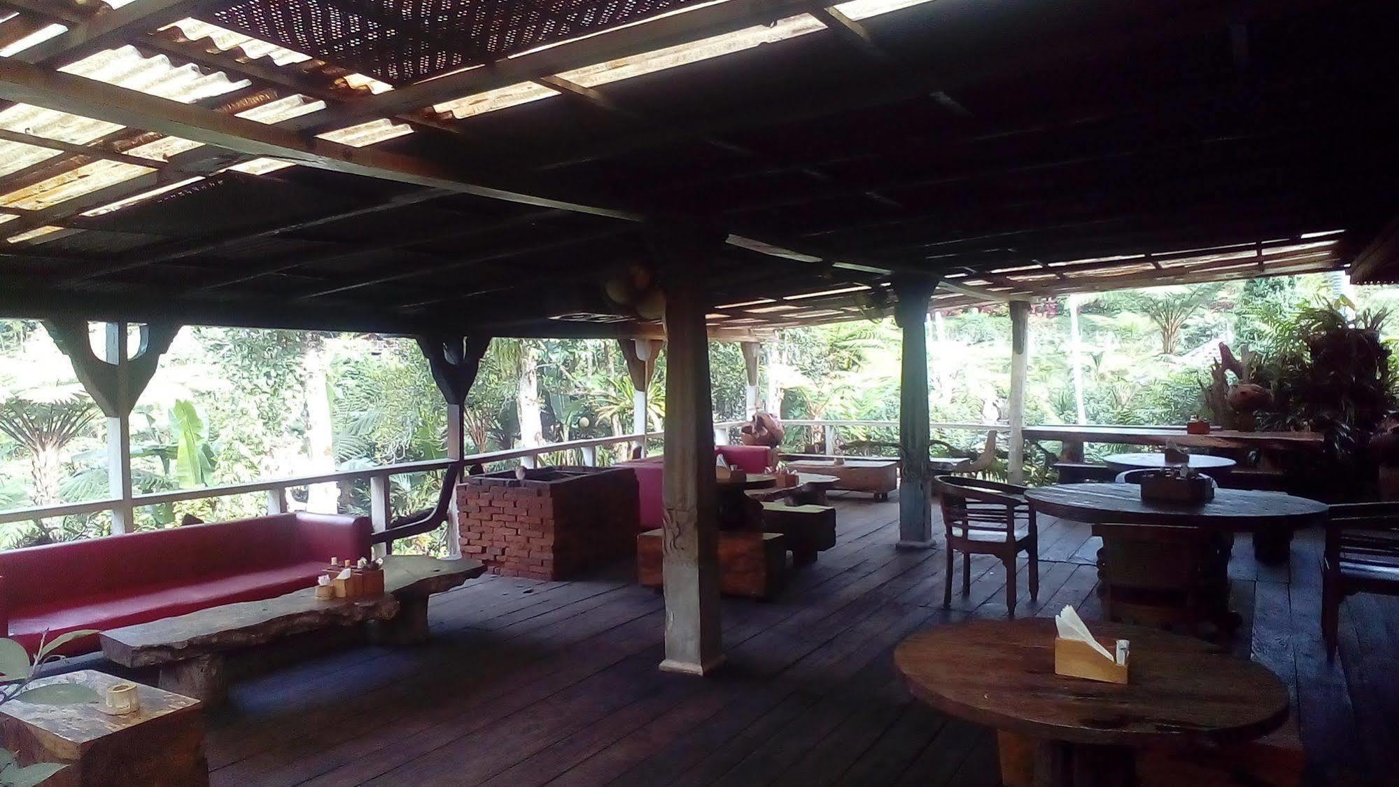Warung Rekreasi Bedugul Hotel Buitenkant foto