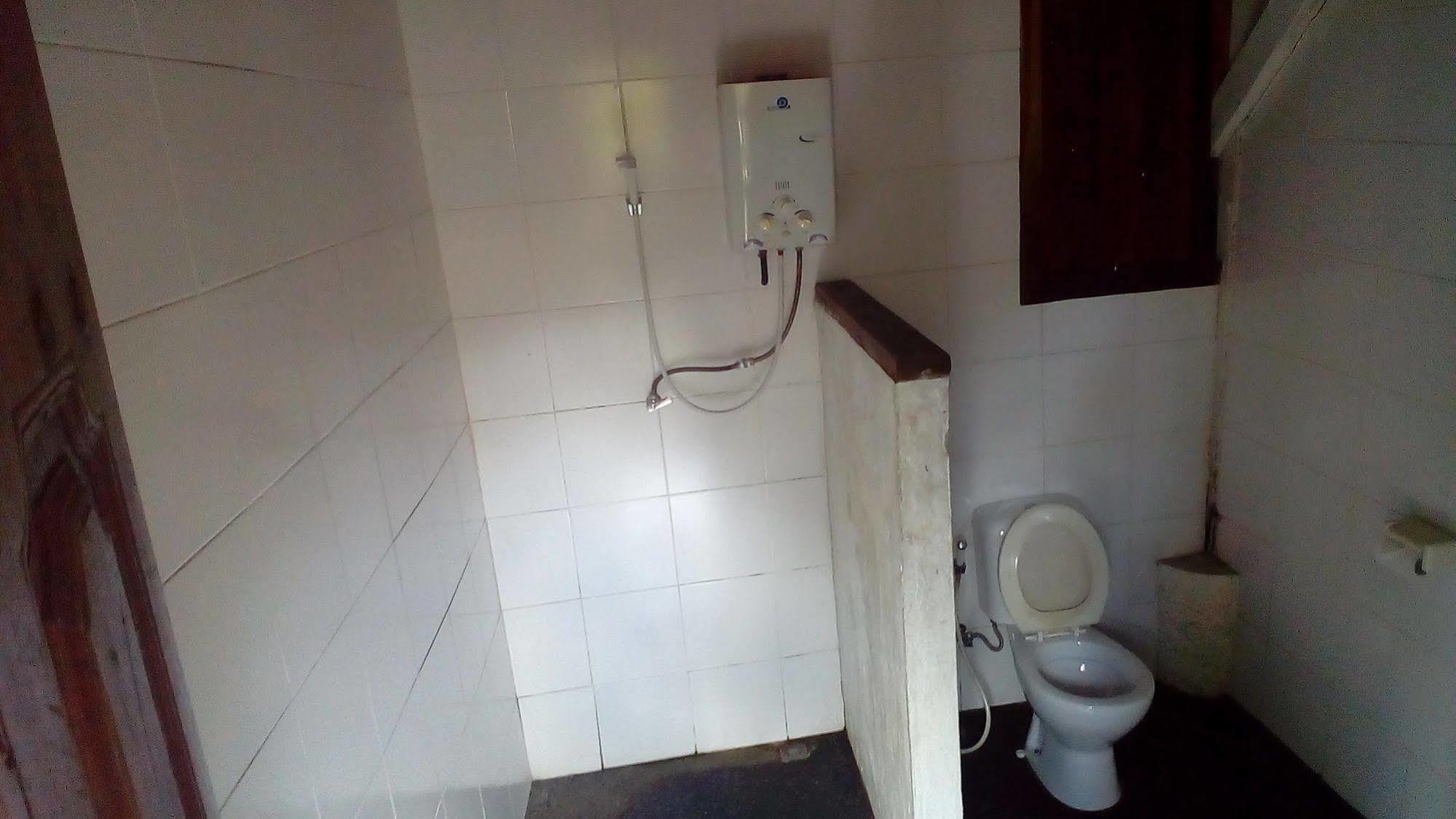 Warung Rekreasi Bedugul Hotel Buitenkant foto