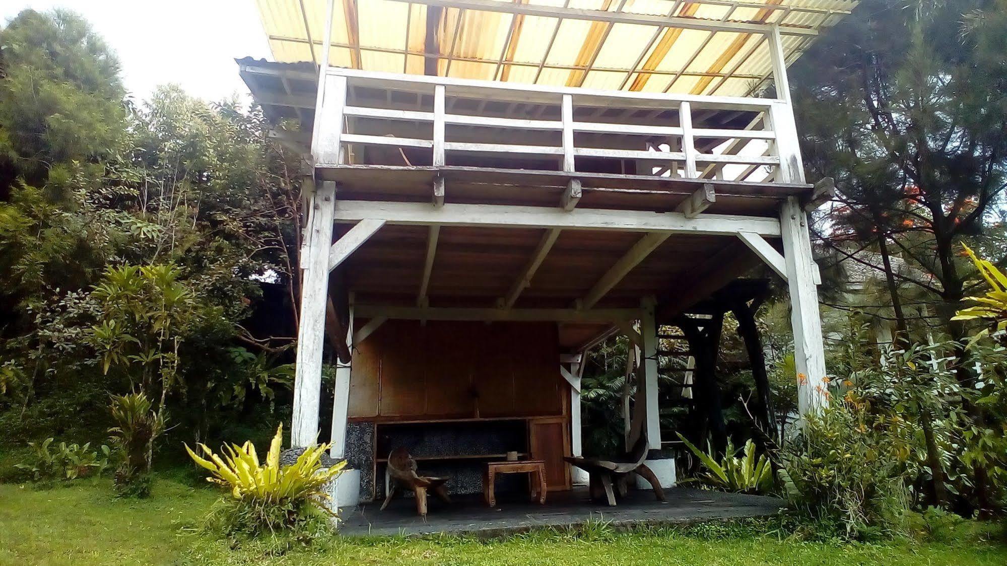 Warung Rekreasi Bedugul Hotel Buitenkant foto